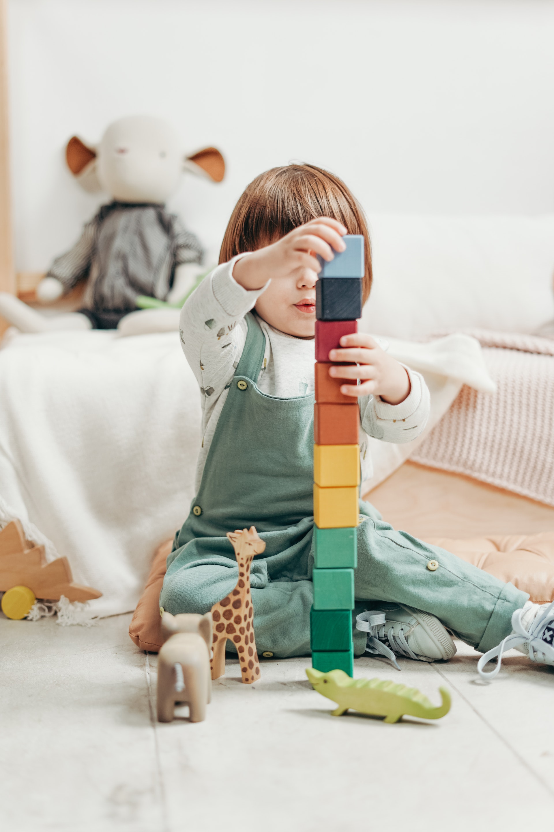 enfant jouet en bois